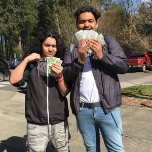 Meet your Posher, Marcos